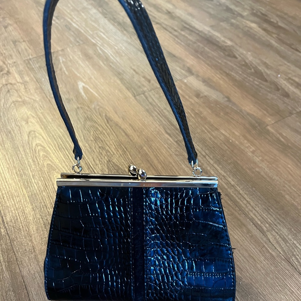 Liz Claiborne Patent Croc Mini Black Faux leather satchel 👛